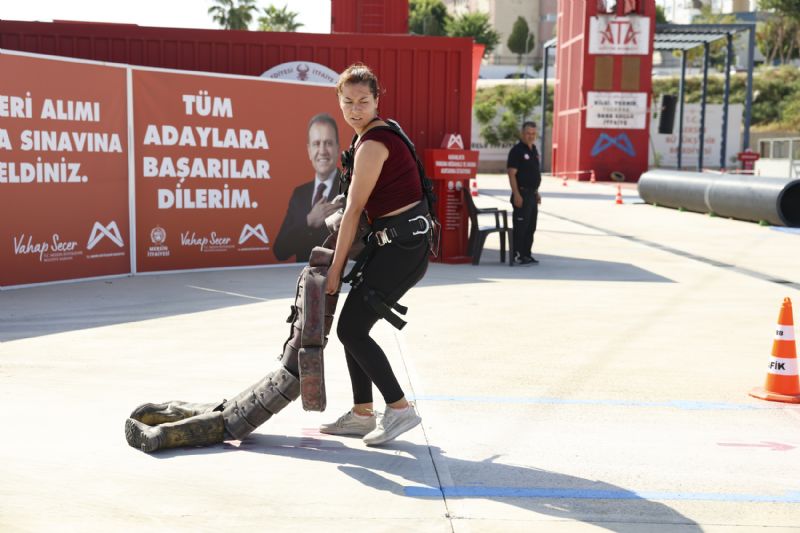 MERSİN VE TÜRKİYE’NİN GÜVENLİĞİ İÇİN MERSİN İTFAİYESİ LİYAKATLİ BİR SINAV SÜRECİNİ TAMAMLADI