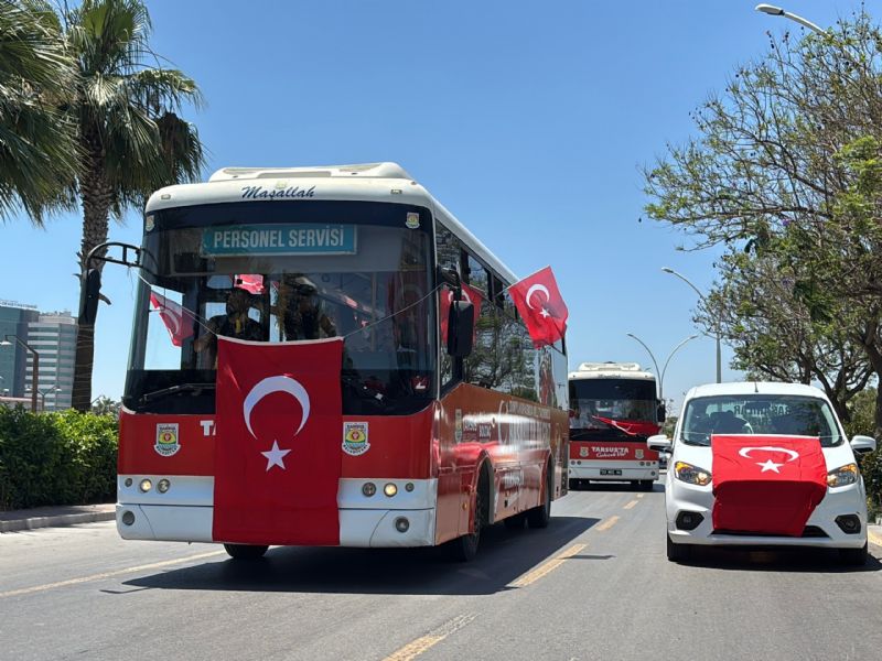 TARSUS’TA MİLLİ HEYECAN CADDELERE TAŞTI