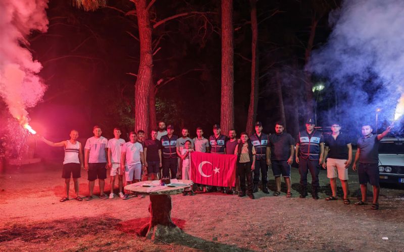 JANDARMA EKİPLERİNE KAVGA İHBARLI SÜRPRİZ KUTLAMA