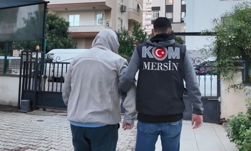 MERSİN’DEKİ MESEM SORUŞTURMASINDA OKUL MÜDÜRÜYLE BİRLİKTE 12 ŞÜPHELİ TUTUKLANDI