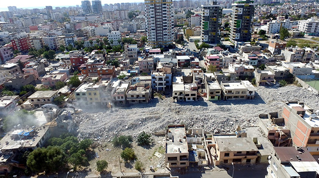  “Mersin’de kentsel dönüşüm seferberliği başlamalı”