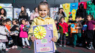 Mersinli çocukların karne heyecanı