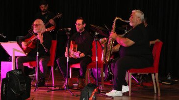 Erdemli ’de pop ve jazz konseri