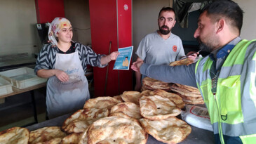 Soba zehirlenmelerine karşı broşür dağıtıldı