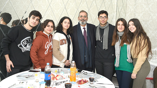 Tarsus Belediyesi üniversite öğrencilerinin burslarını hesaplarına yatırdı