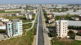 Anamur’da yol yapım çalışmaları sürüyor