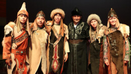 TURAN ETHNO FOLK BAND, SANATSEVERLERİ MEST ETTİ