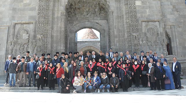 GAZİLERE DOĞU ANADOLU GEZİSİ