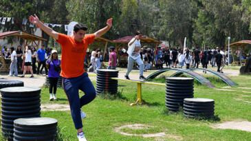 ÖĞRENCİLER, TARSUS GENÇLİK KAMPI’NDA MORAL BULDU