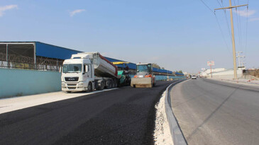 ÖZGÜRLÜK MAHALLESİ’NDE 1,35 KİLOMETRELİK YOL ÇALIŞMASI