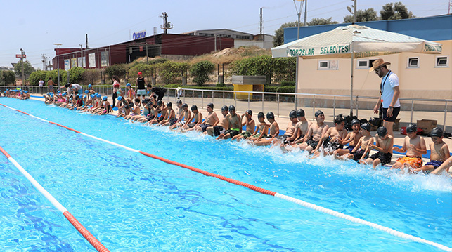 YÜZME KURSLARININ İLK DÖNEMİ BAŞLADI