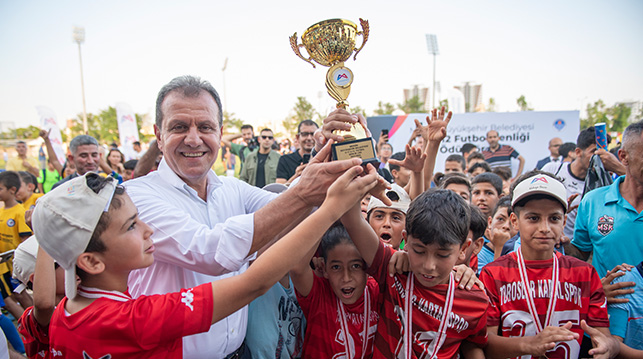 SEÇER, ‘U11-U12 FUTBOL ŞENLİĞİ ÖDÜL TÖRENİ’NE KATILDI