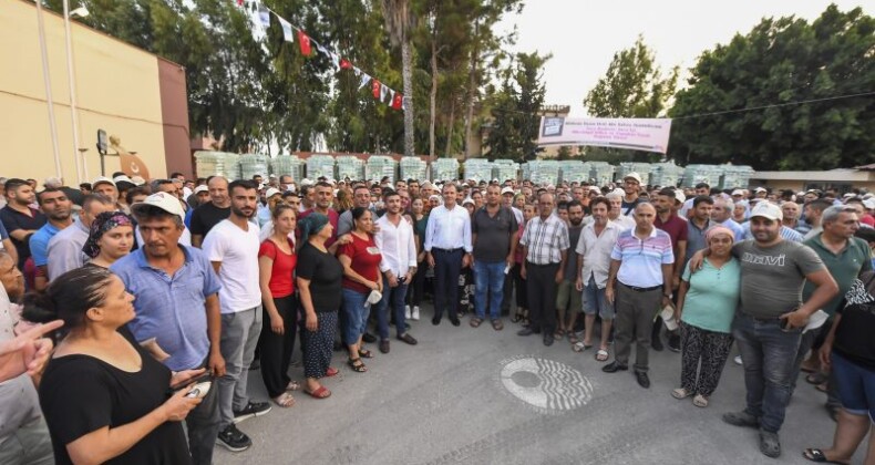 BAŞKAN SEÇER, KAZANLI’DA ÜRETİCİLERLE BULUŞTU