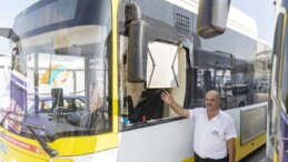 Saldırgan yolcu otobüsün camını kırdı