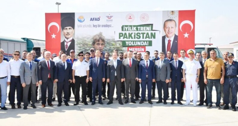 PAKİSTAN’A YARDIM TRENİ  MERSİN’DEN UĞURLANDI