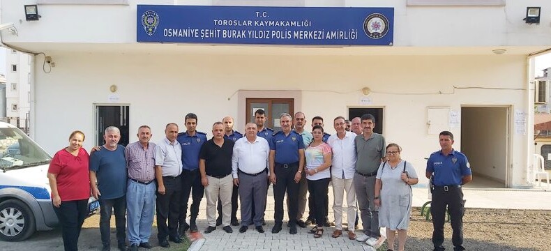 Mersin polisi muhtarlarla toplantı yaptı