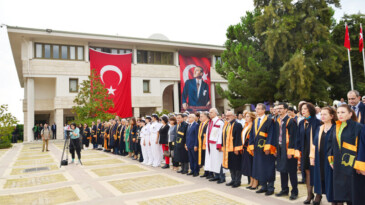 MEÜ’de akademik yıl başladı