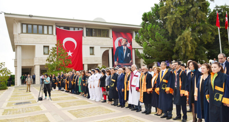 MEÜ’de akademik yıl başladı