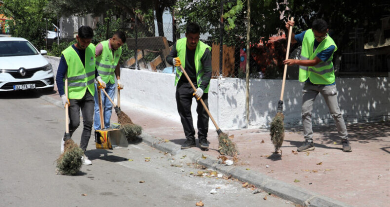 TOROSLAR’DA ‘TEMİZLİK’ MESAİSİ