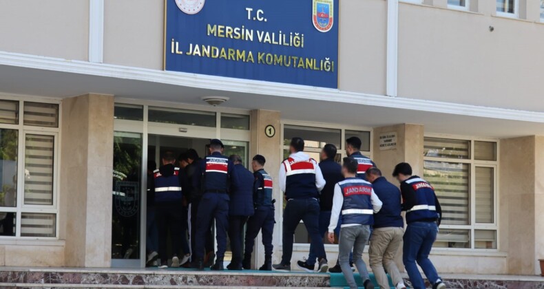 Mersin merkezli 2 ilde gerçekleştirilen DEAŞ operasyonuna 7 tutuklama