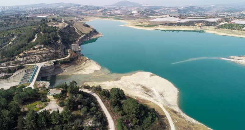 Mersin’de belediyeden vatandaşlara su tüketimi uyarısı