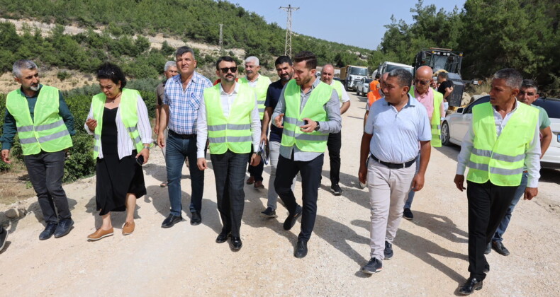 “Akdeniz’de asfalt sorunu yaşayan tek mahallemiz kalmayacak”