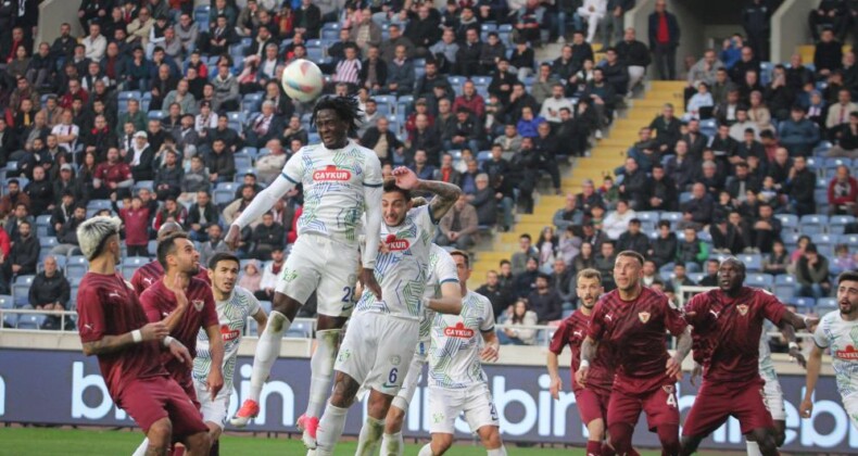 Hatay’a bir darbe de Rize’den: 1-2