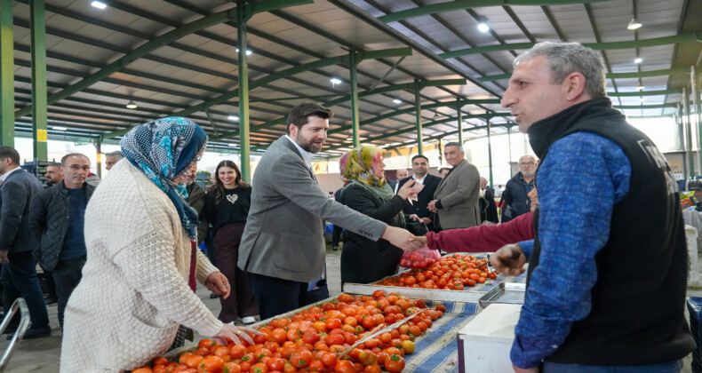 Başkan Boltaç, Kırklarsırtı Pazar Yeri’ni Ziyaret Etti