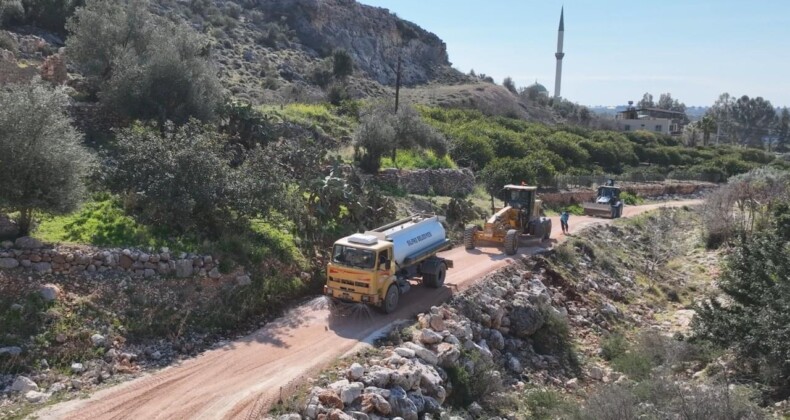 Atayurt Mahallesi’nde Yollar Bakıma Alındı